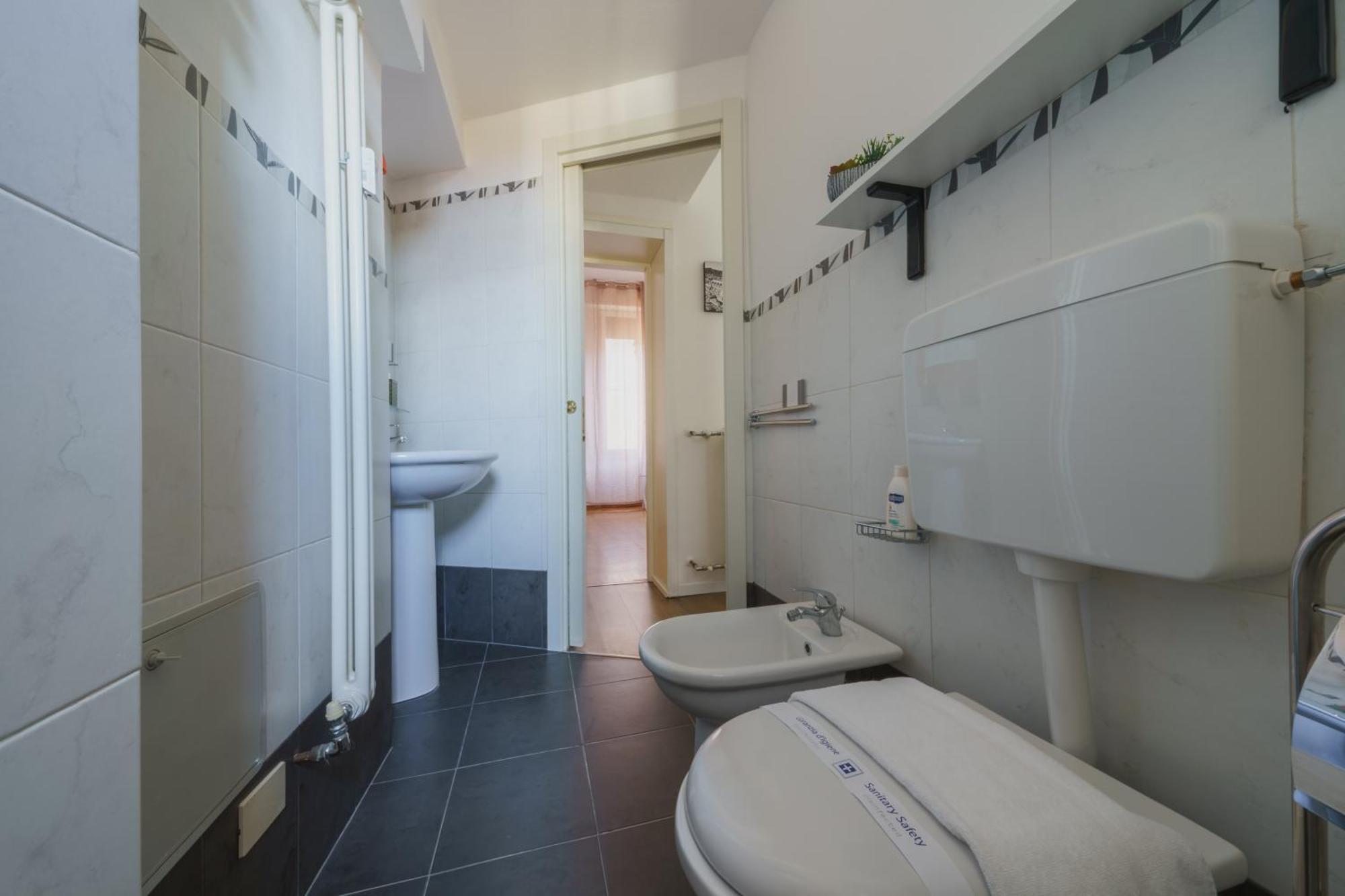 Suite In The Center Of Bologna Ngoại thất bức ảnh